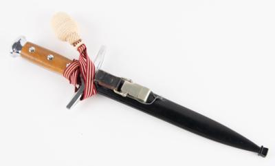 Lot #370 William P. Yarborough's Army Officer Dress Dagger - Image 2