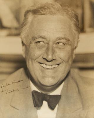 Lot #20 Franklin D. Roosevelt Signed Photograph - Image 1