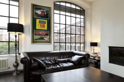 Lot #927 Tiger Woods Signed Golf Flag - Image 4