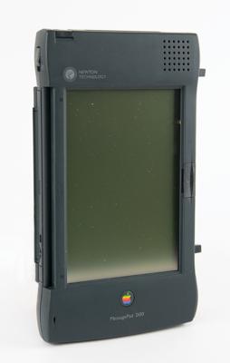 Lot #5048 Apple Newton MessagePad 2100 - Image 1