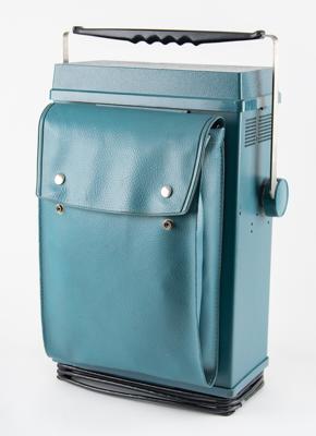 Lot #5002 Allan Alcorn and Steve Wozniak: Tektronix 465 Oscilloscope Used to Design the Pong Video Game and the Apple II Computer - Image 8