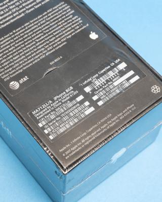Lot #5046 Apple iPhone (First Generation, Sealed) - Image 4