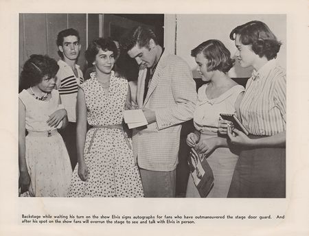 Lot #495 Elvis Presley 1956 'Souvenir Picture Album' Concert Program  - Image 3
