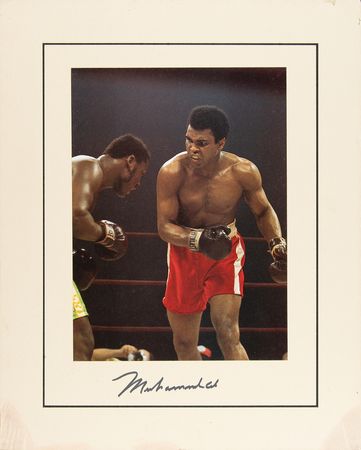 Lot #640 Muhammad Ali Signed Oversized Photograph - Image 1