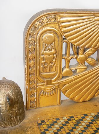 Lot #525 Paramount Pictures 'King Tutankhamun' Egyptian Revival Prop Chair - Image 10