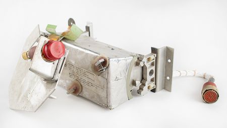 Lot #7127 Lunar Module Landing Radar Antenna Pedestal Mount and Tilt Mechanism - Image 3