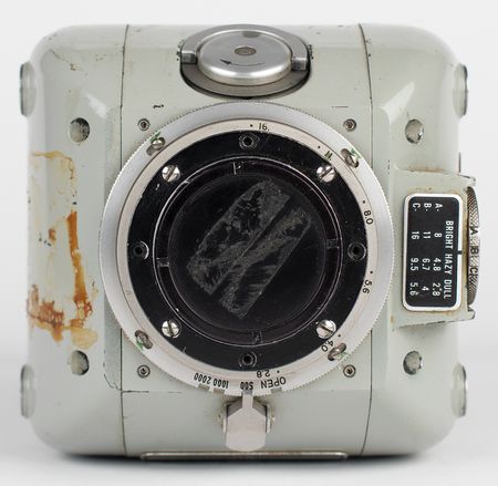 Lot #7768 Maurer P-2 Aircraft Strike Attack 70mm Camera - Image 4