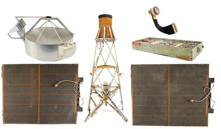 Lot #7785 Major Subassemblies and Components from Mankind's First Interplanetary Spacecraft (Mariner 2) - Image 1