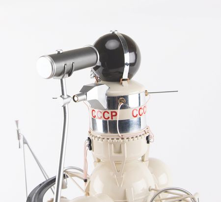 Lot #7746 Luna-16 Model - Image 12