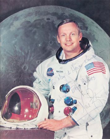 Lot #7281 Neil Armstrong Signed Photograph - Image 1