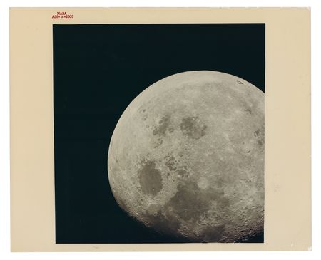 Lot #7206 Apollo 8 Original 'Type 1' Photograph - Image 1