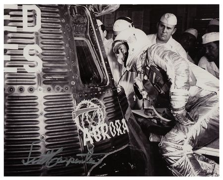 Lot #7035 Scott Carpenter Signed Photograph - Image 1