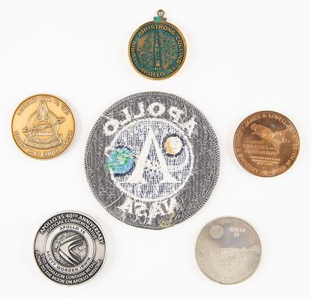Lot #7469 Al Worden's (5) NASA Commemorative Medals - Image 2