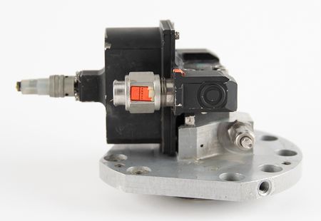 Lot #7797 Viking Orbiter RS-21 Insertion Engine Valve/Injector Assembly - Image 4