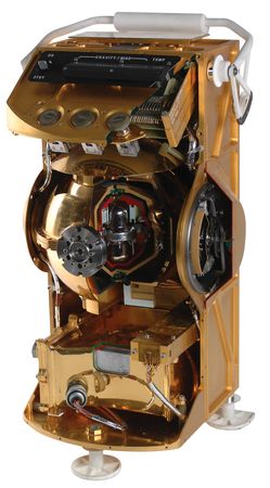 Lot #7535 Apollo Lunar Traverse Gravimeter Experiment (TGE) - Image 2
