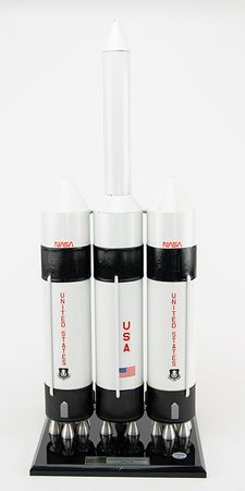 Lot #7751 NASA Advanced Launch System (ALS) Model - Image 3