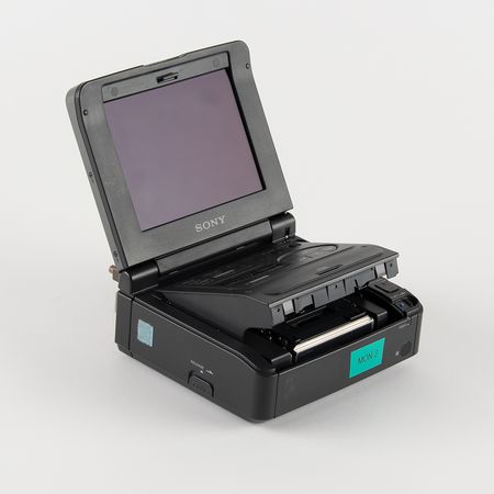 Lot #7684 STS-135 Flown Sony Video Monitor/Recorder - Image 4