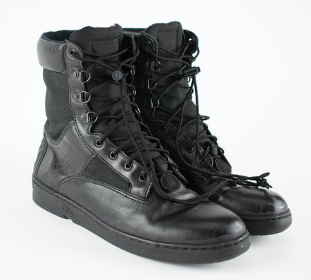 Lot #7652 STS-133 LES Boot Assembly, Lightweight (Issued as Flight Ready) - Image 1