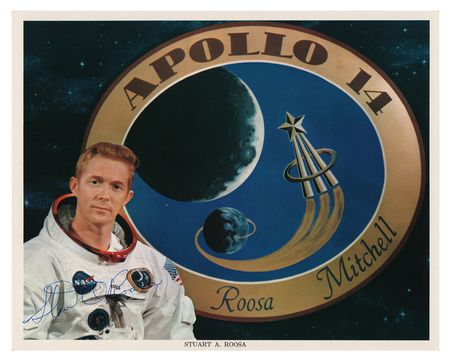 Lot #7428 Stuart Roosa Signed Photograph - Image 1