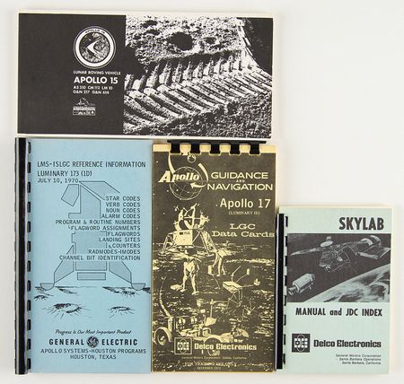 Lot #7152 Apollo and Skylab Computer Reference Handbooks - Image 1