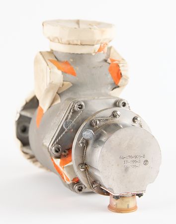 Lot #7131 Saturn V Third Stage Cooling System Shut-Off Valve Assembly - Image 3