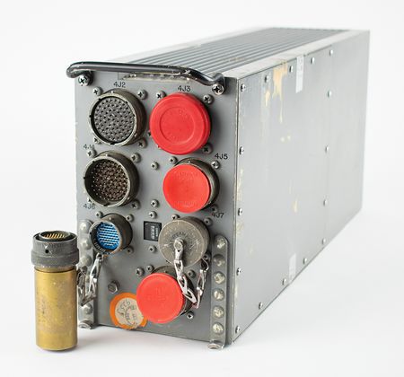 Lot #7766 Singer Kearfott Navigation Computer and Gyroscope Assembly - Image 11