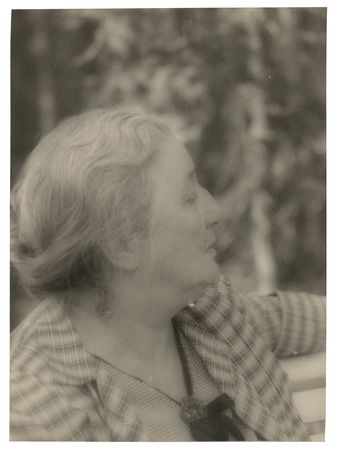 Lot #433 Anna Akhmatova Signed Photograph - Image 2