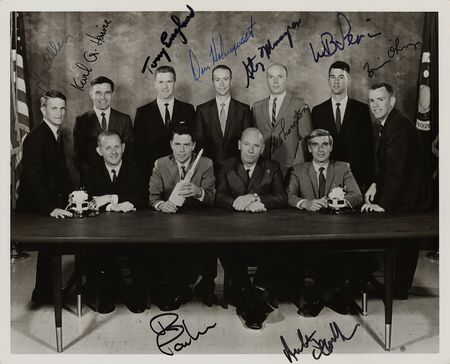 Lot #370 NASA Astronaut Group 6 Signed Photograph - Image 1