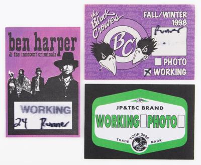Lot #8375 Rock and Roll Lifetime Collection of (1200) Stage-Used Guitar Picks - Image 9