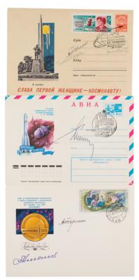 Lot #1276 Cosmonauts (3) Signed Covers - Image 1