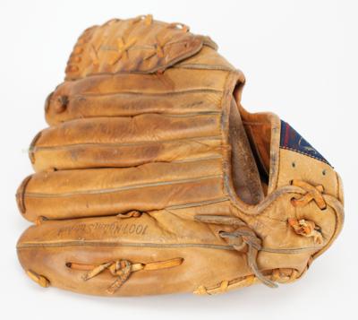 Lot #2020 Carl Yastrzemski Signed Baseball Glove - Image 4
