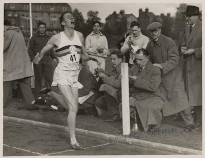 Lot #1918 Roger Bannister Signed Photograph - Image 1