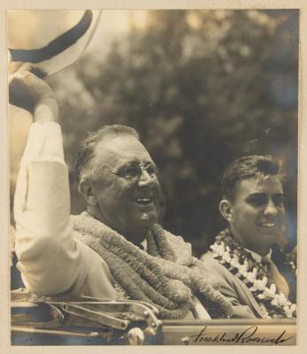 Lot #1012 Franklin D. Roosevelt Signed Photograph - Image 1