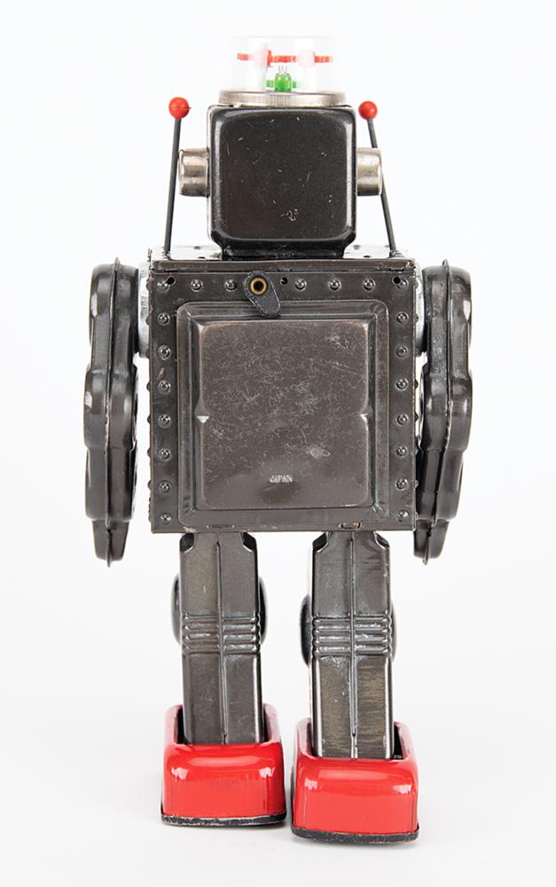 Vintage Fighting Robot (1965, First Version) by Horikawa