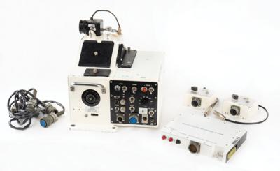 Lot #164 Flight Research Model 705-A High Speed 35mm Camera - Image 1