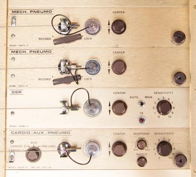 Lot #174 Ambassador Polygraph Machine - Image 5