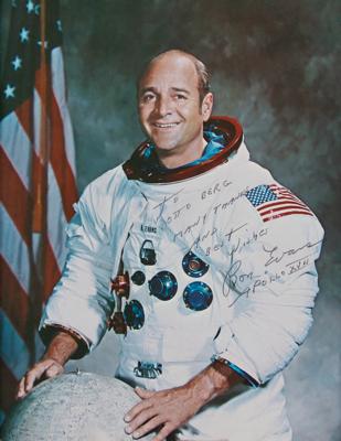 Lot #33 Ron Evans Signed Photograph - From the Collection of Dr. Otto Berg - Image 1