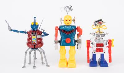 Lot #247 Vintage Lot of (3) Battery-Operated and Wind-up Robots from the collection of Andres Serrano - Image 2