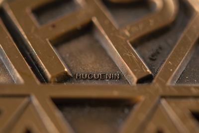 Lot #6153 Aleksei Grishin's FIS Freestyle World Ski Championships Gold, Silver, and Bronze Winner's Medals - Image 9