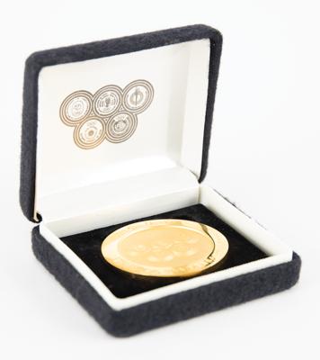 Lot #6148 ACNO 15th Anniversary Merit Award - From the Collection of IOC Member James Worrall - Image 6