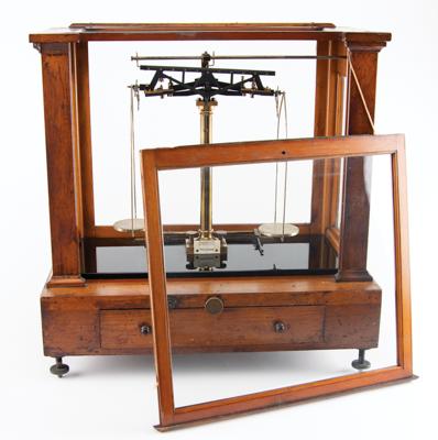 Lot #182 Brass Apothecary/Gold Scale by Henry Troemner Scale - Image 4
