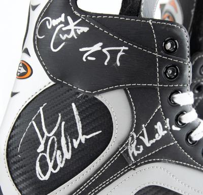 Lot #846 Miracle on Ice (2) Signed Ice Skates - Image 13