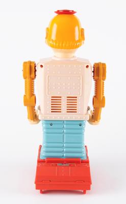Lot #841 Vintage Toy Robots (53) from the Collection of Andres Serrano: Over 50 toy robots from the collection of renowned camera artist Andres Serrano - Image 40