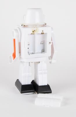 Lot #841 Vintage Toy Robots (53) from the Collection of Andres Serrano: Over 50 toy robots from the collection of renowned camera artist Andres Serrano - Image 5