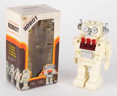 Lot #841 Vintage Toy Robots (53) from the Collection of Andres Serrano: Over 50 toy robots from the collection of renowned camera artist Andres Serrano - Image 50