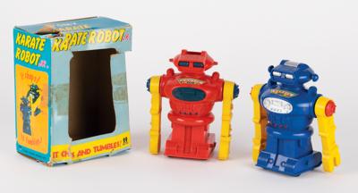 Lot #841 Vintage Toy Robots (53) from the Collection of Andres Serrano: Over 50 toy robots from the collection of renowned camera artist Andres Serrano - Image 59