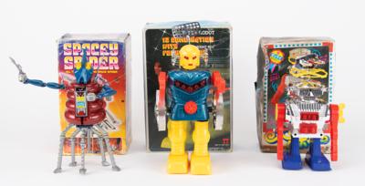 Lot #841 Vintage Toy Robots (53) from the Collection of Andres Serrano: Over 50 toy robots from the collection of renowned camera artist Andres Serrano - Image 65