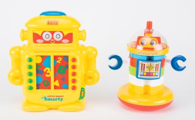 Lot #841 Vintage Toy Robots (53) from the Collection of Andres Serrano: Over 50 toy robots from the collection of renowned camera artist Andres Serrano - Image 76