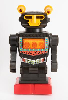 Lot #841 Vintage Toy Robots (53) from the Collection of Andres Serrano: Over 50 toy robots from the collection of renowned camera artist Andres Serrano - Image 86