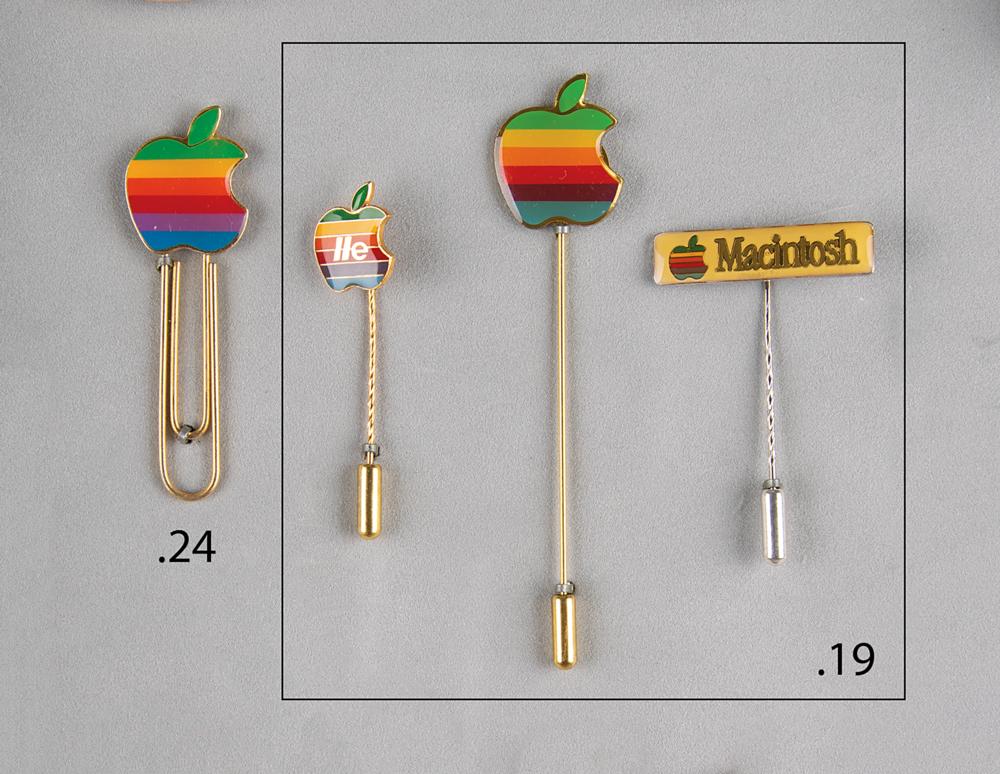 その他 Vintage Apple Logo Pin Vintage Style Apple Macintosh Logo Pin Button Old Logo Pin